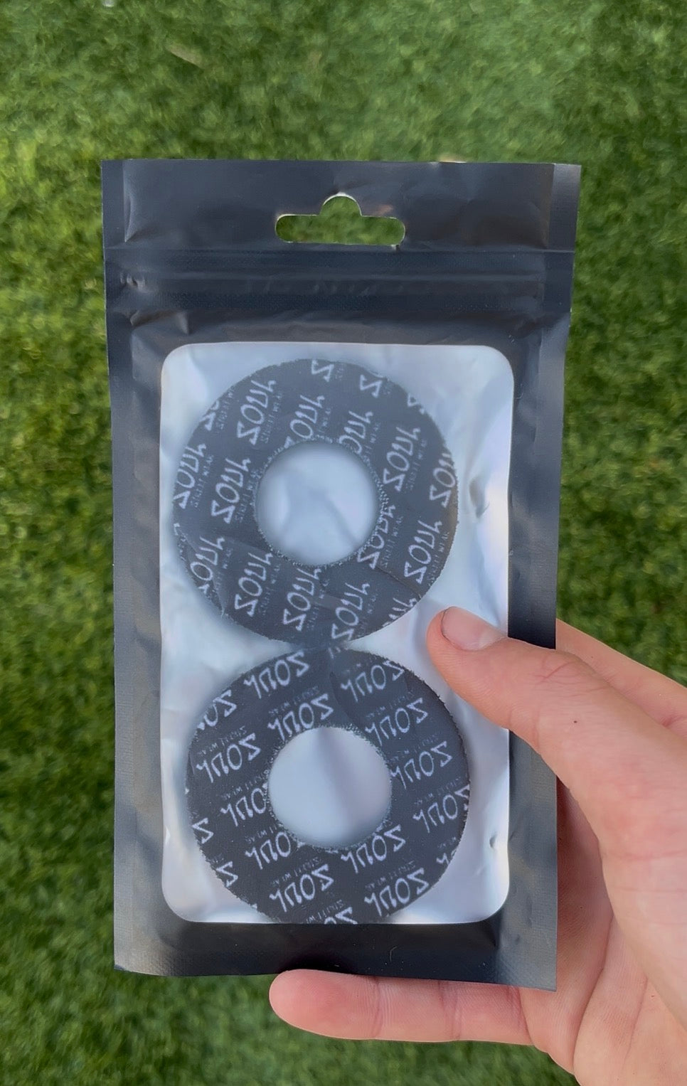 SOUL Moto Black grip donuts