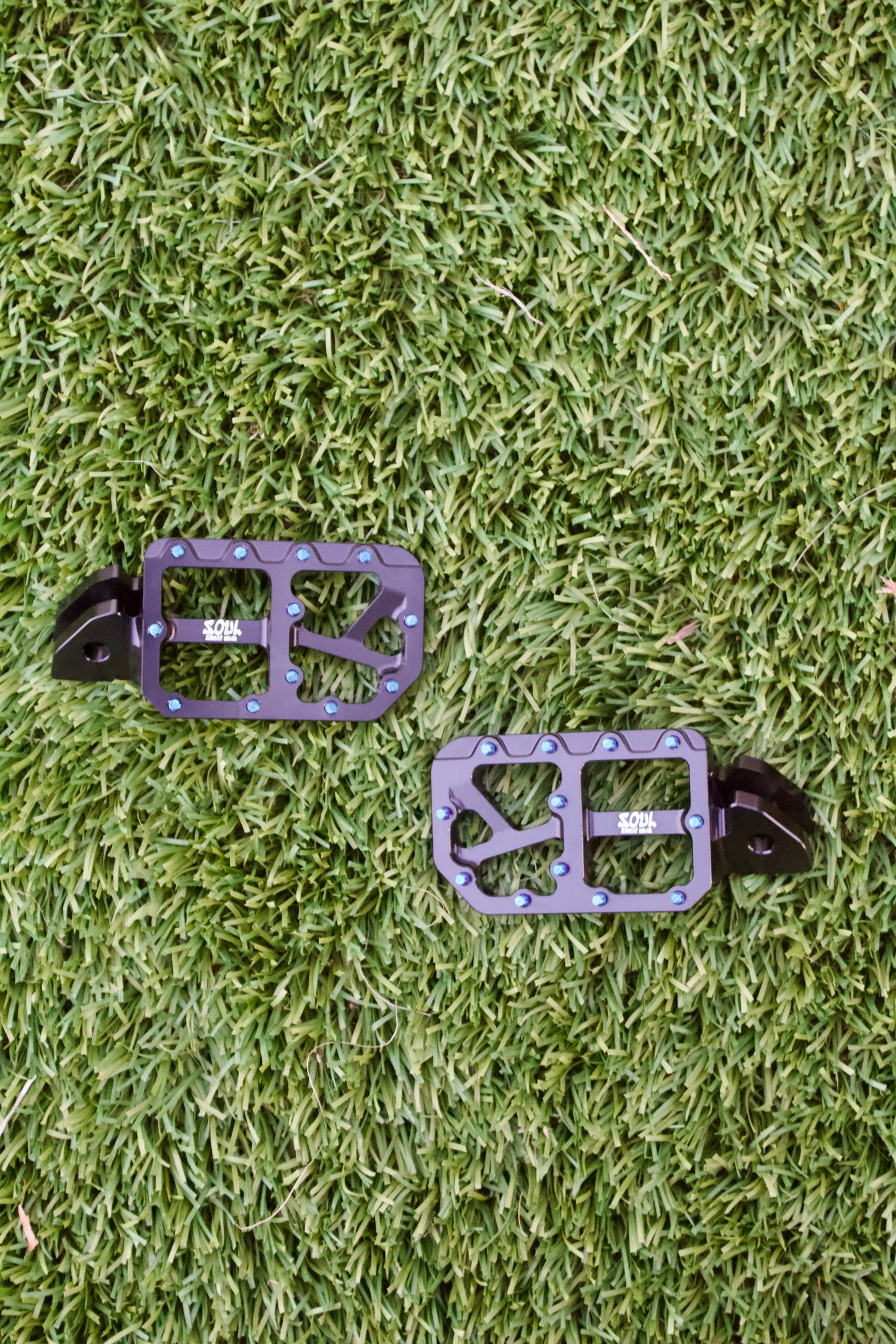 SOUL Black emoto pegs (Limited edition)